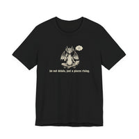 "I'm Not Delulu, Just a Pisces Rising"  T-Shirt