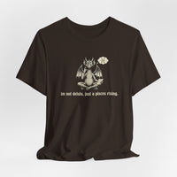 "I'm Not Delulu, Just a Pisces Rising"  T-Shirt